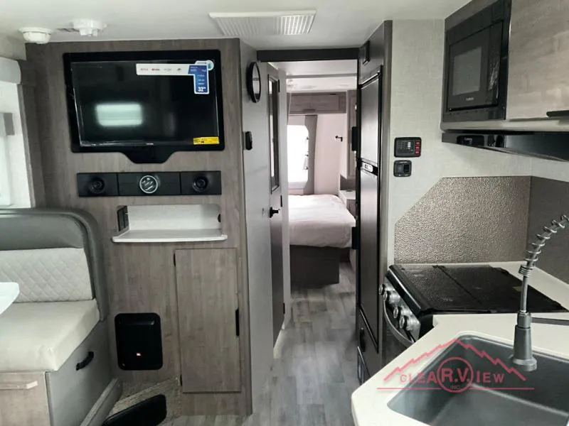 2026 Lance Lance Travel Trailers New    2375 - Photo 4