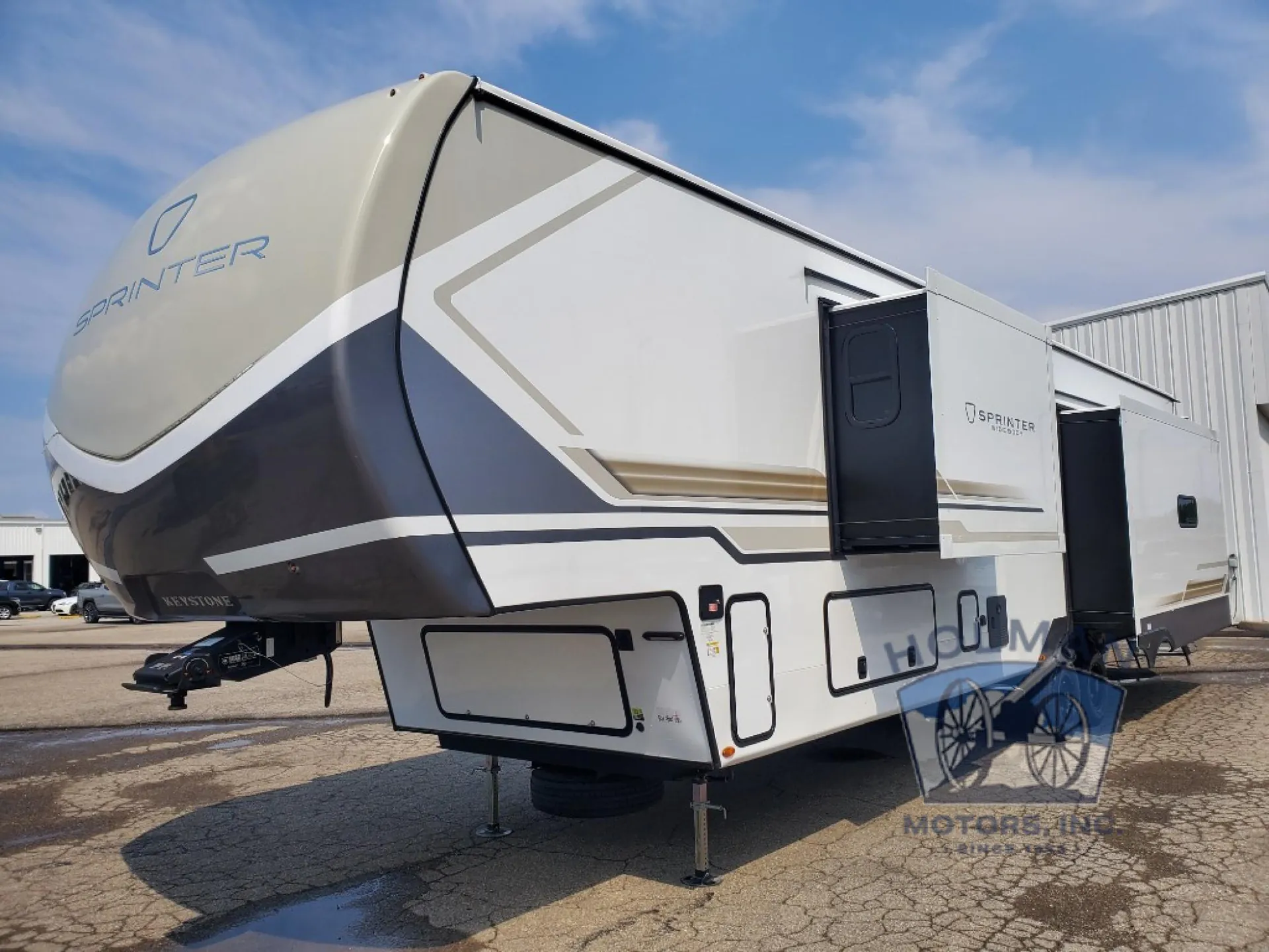 2027 Keystone Sprinter 3640RLP - Photo 3