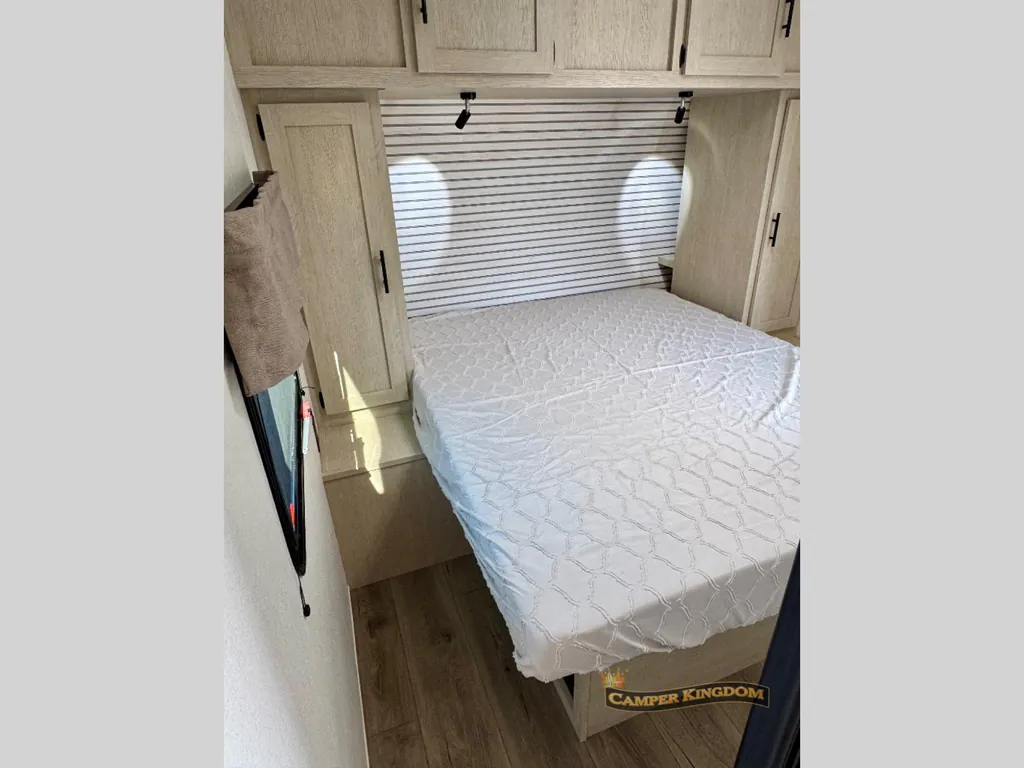 2026 Shasta RVs i-5 Edition 532BEDS, Photos photo 18