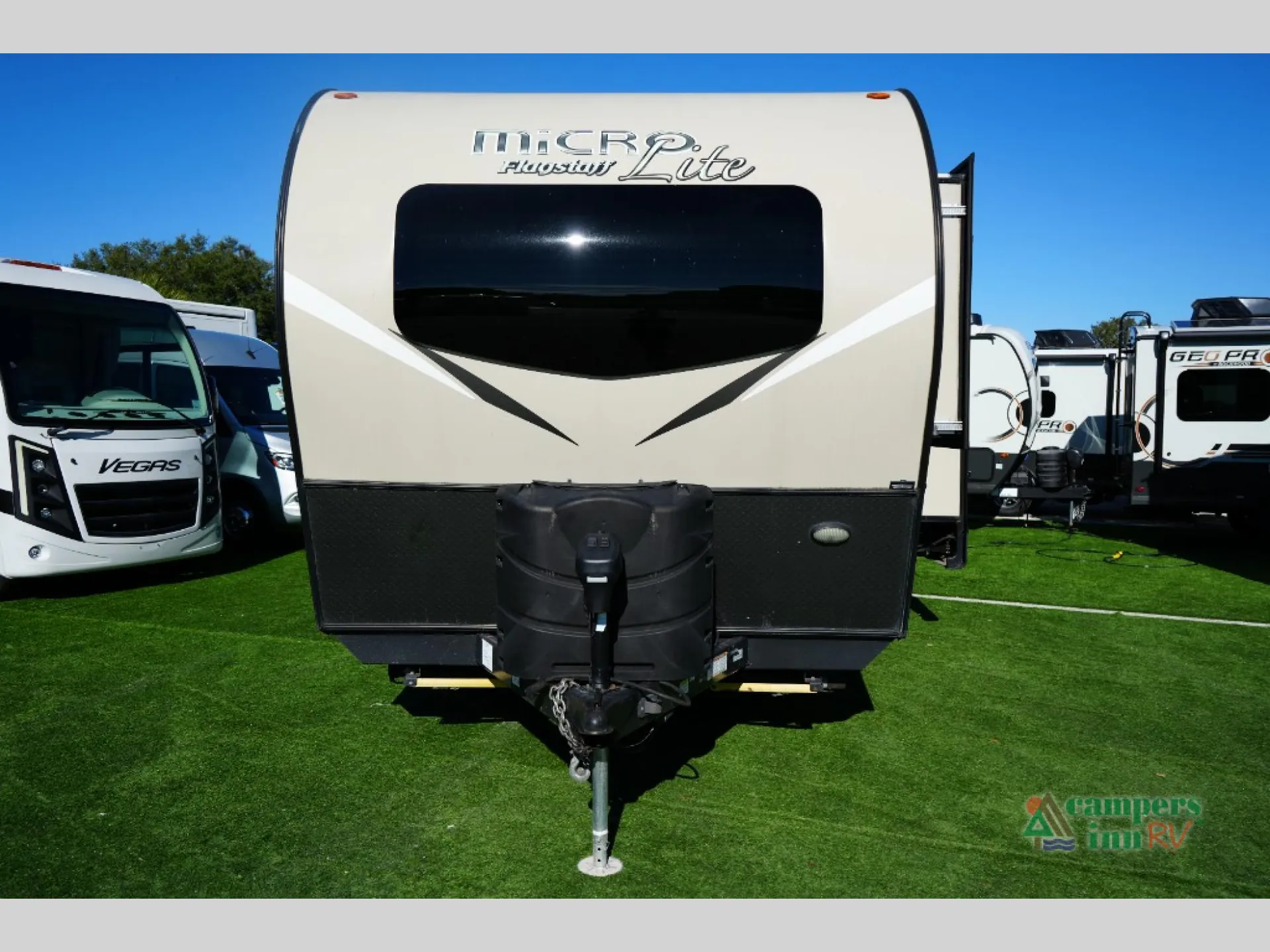 2021 Forest River Flagstaff Micro Lite 25FBLS - Photo 3