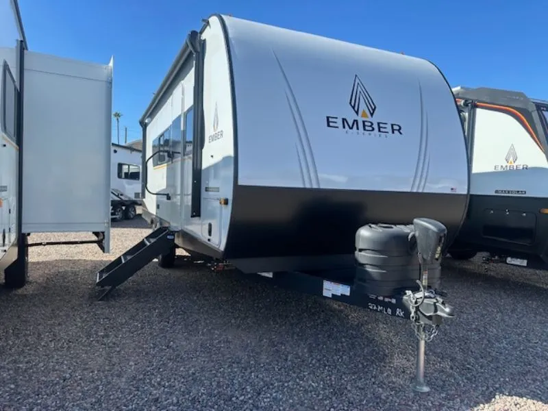 2026 Ember RV E-Series 22MLQ - Photo 2