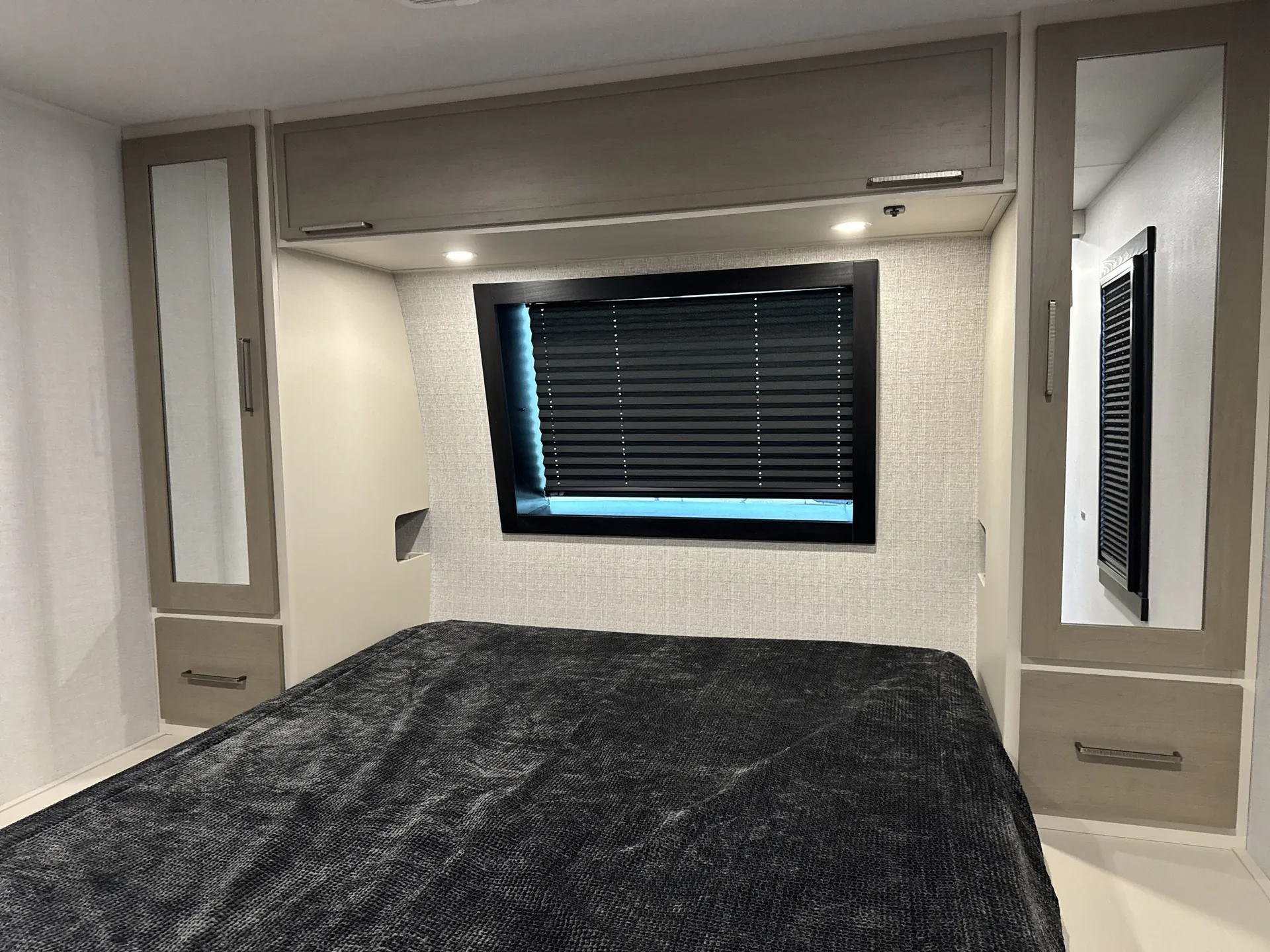 2027 Forest River Wildwood Heritage Glen 310BHI — bedroom