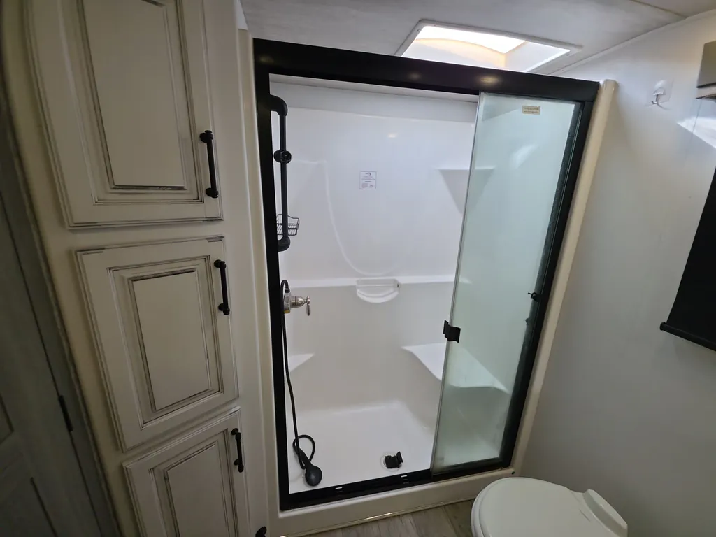 2022 Keystone Montana 3231CK, Photos photo 17