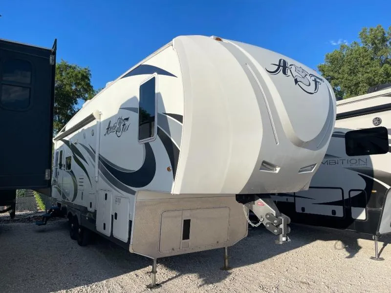 2017 Northwood Arctic Silver Fox Edition Used    29-5T - Main photo