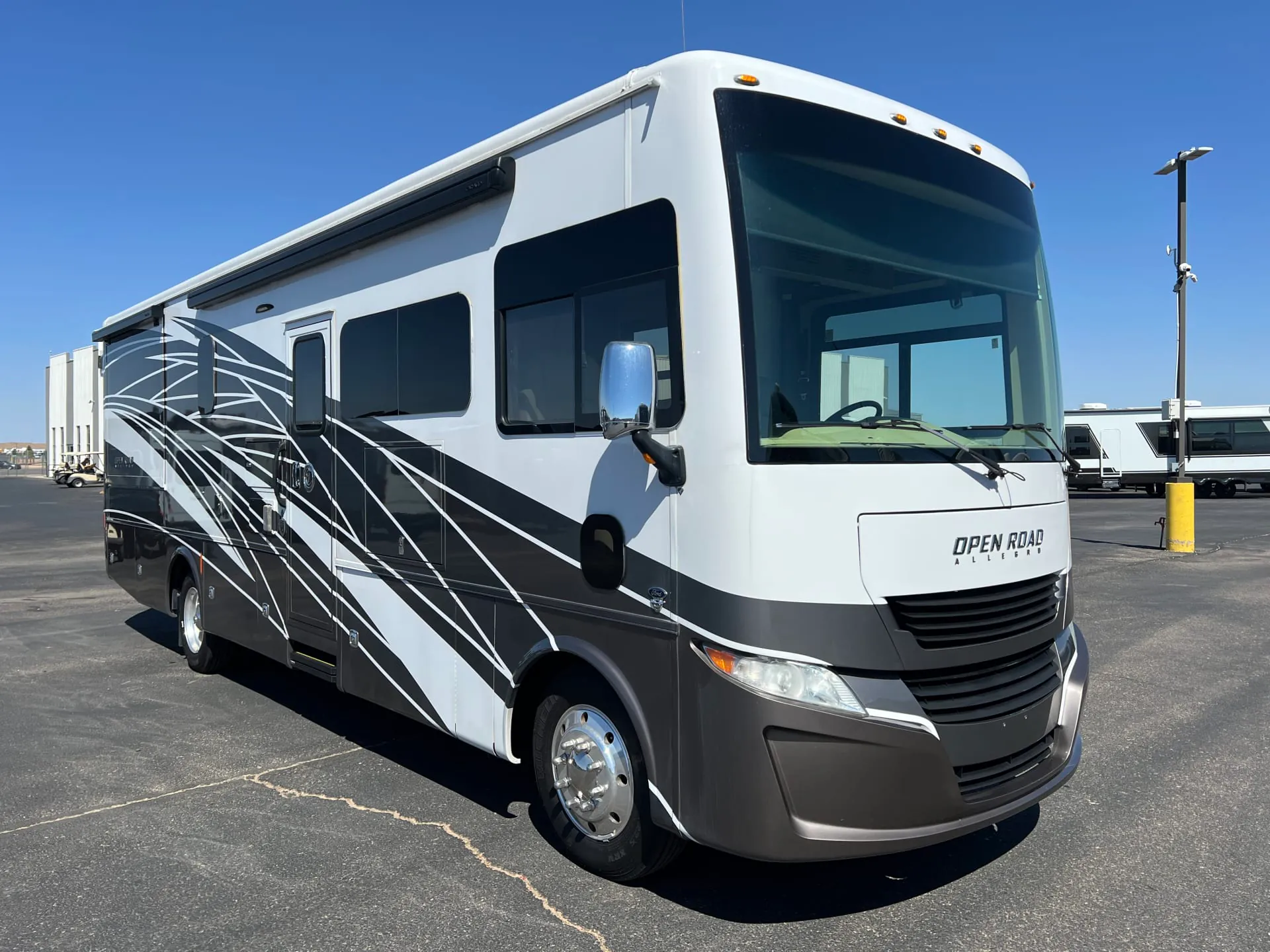 2023 Tiffin Open Road Allegro 32 FA - Photo 2