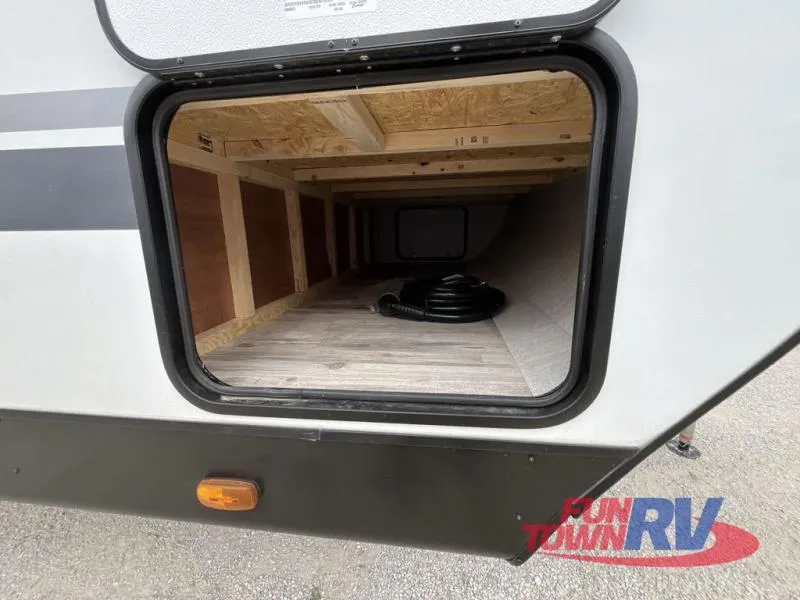 2025 Gulf Stream Yellowstone Ranch Edition 29RKS - Photo 3