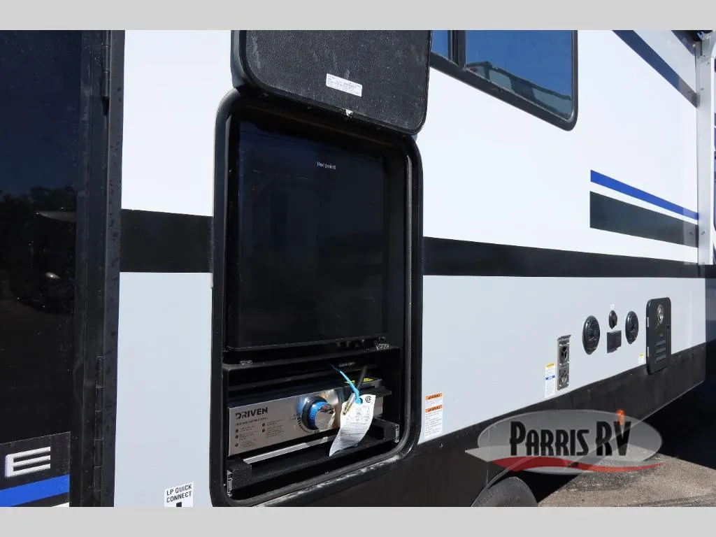 2027 Forest River RV Cherokee Alpha Wolf 27BHX - Photo 3