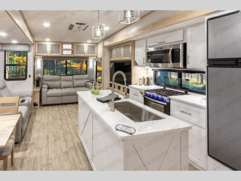 2022 Alliance RV Avenue 32RLS - Photo 2