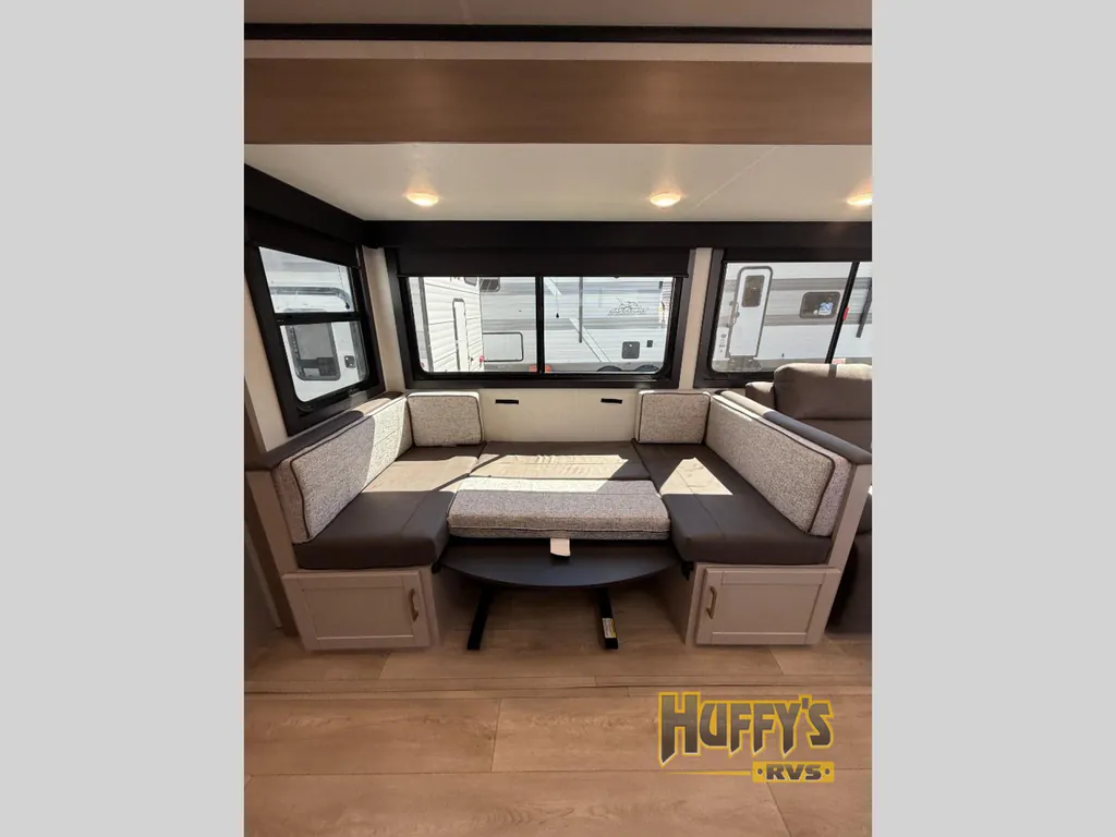 2027 Jayco Jay Feather 29BHB, Photos photo 12