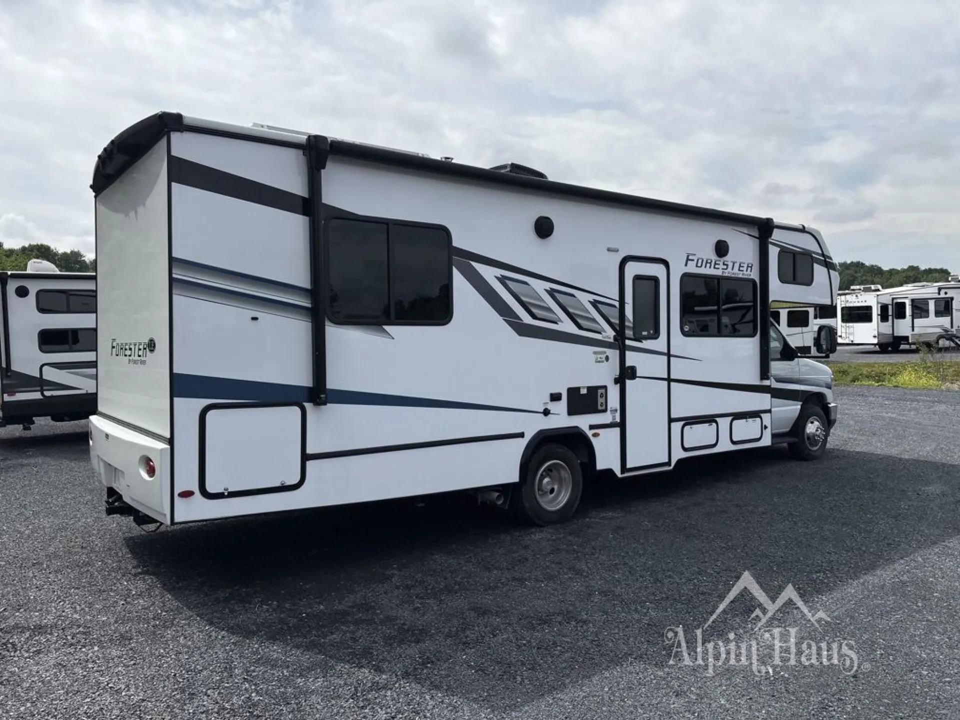 2025 Forest River Forester LE 2351LE FORD - Photo 3