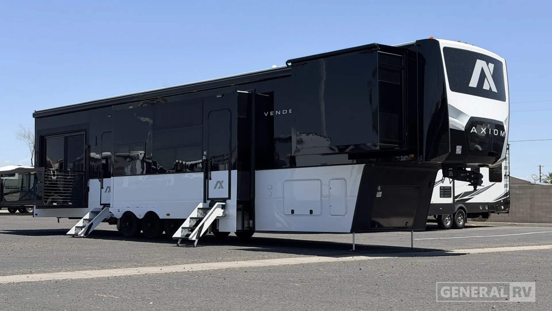 2026 Axiom Vendetta V4250SP - Photo 2