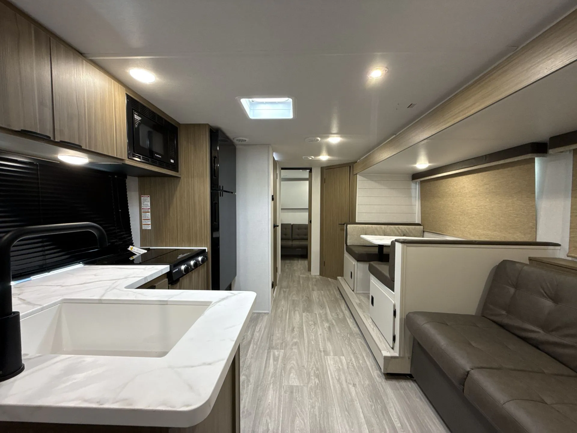 2027 Forest River Wildwood X-Lite 273QBXL - Photo 3