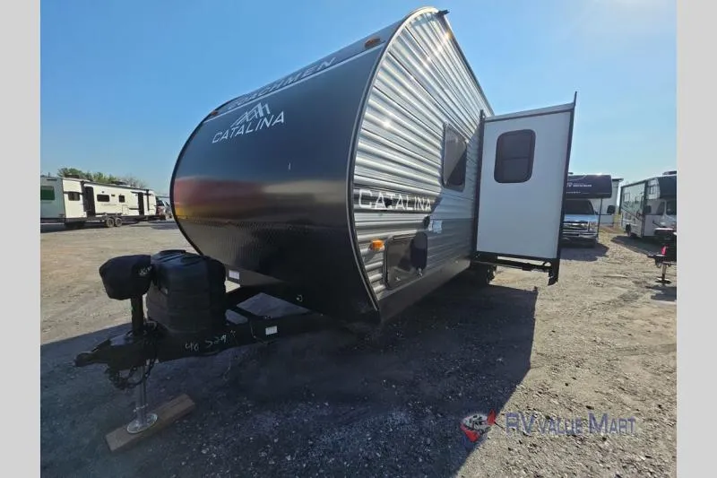 2026 Coachmen Catalina Summit Series 8 231BHS - Photo 2