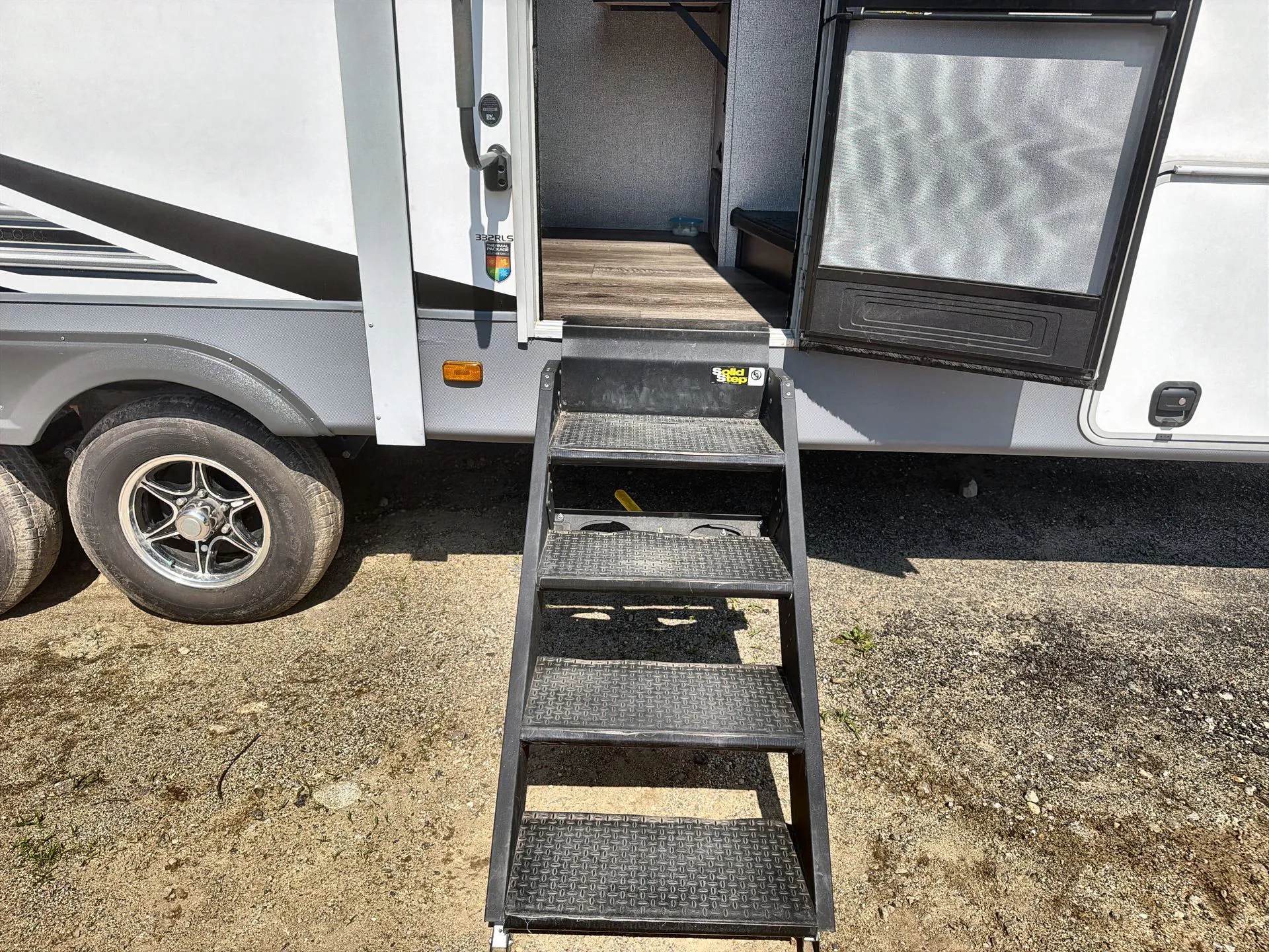 2021 Highland Ridge Open Range OT323RLS dealer photo 5 from Blue Compass RV