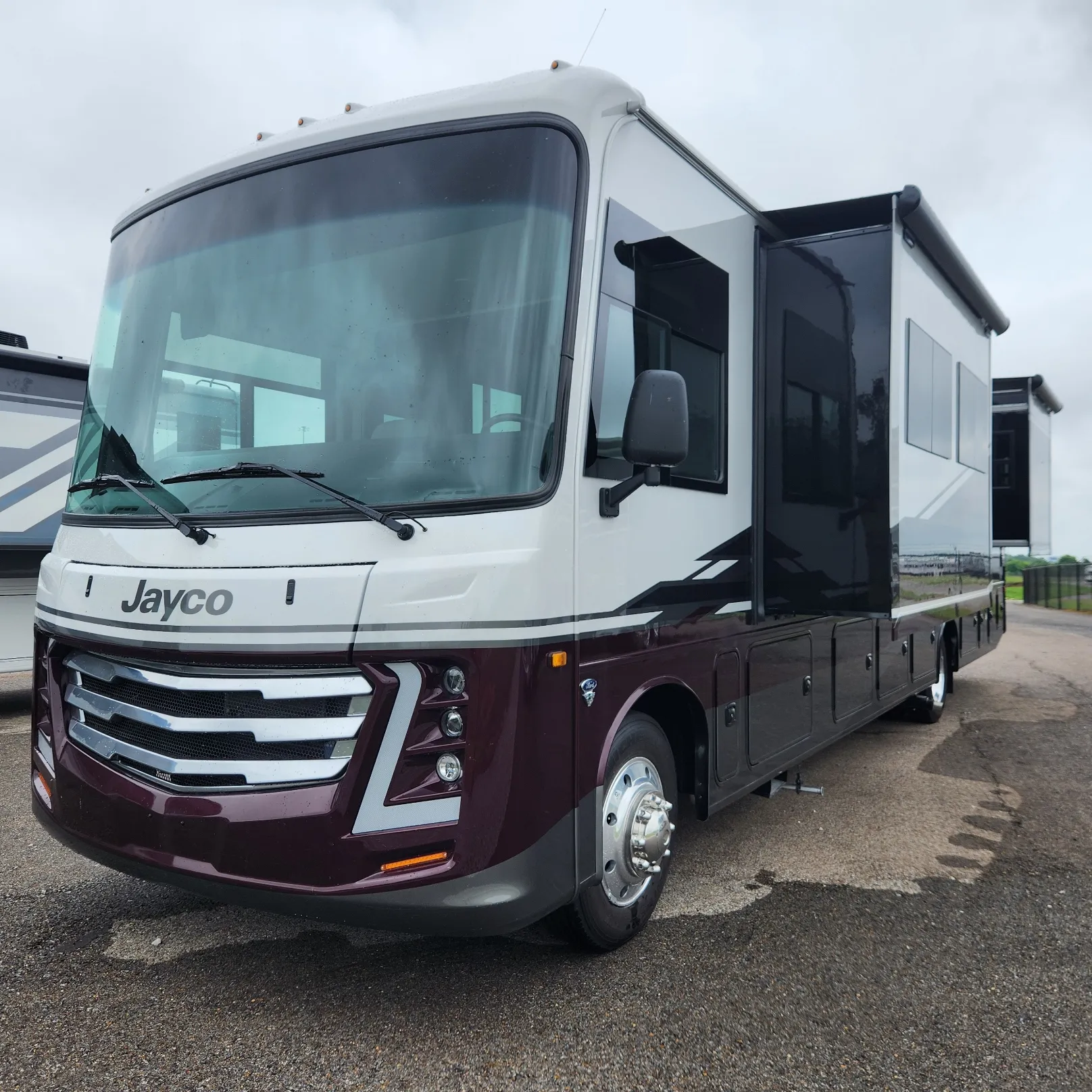 2027 Jayco Precept 36C - Photo 3