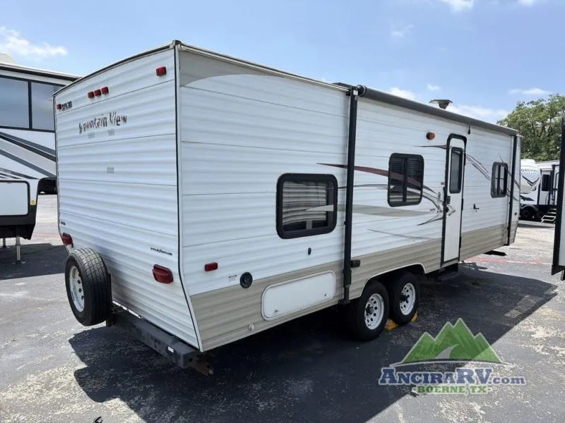 2013 Skyline Mountain View 237 - Photo 2