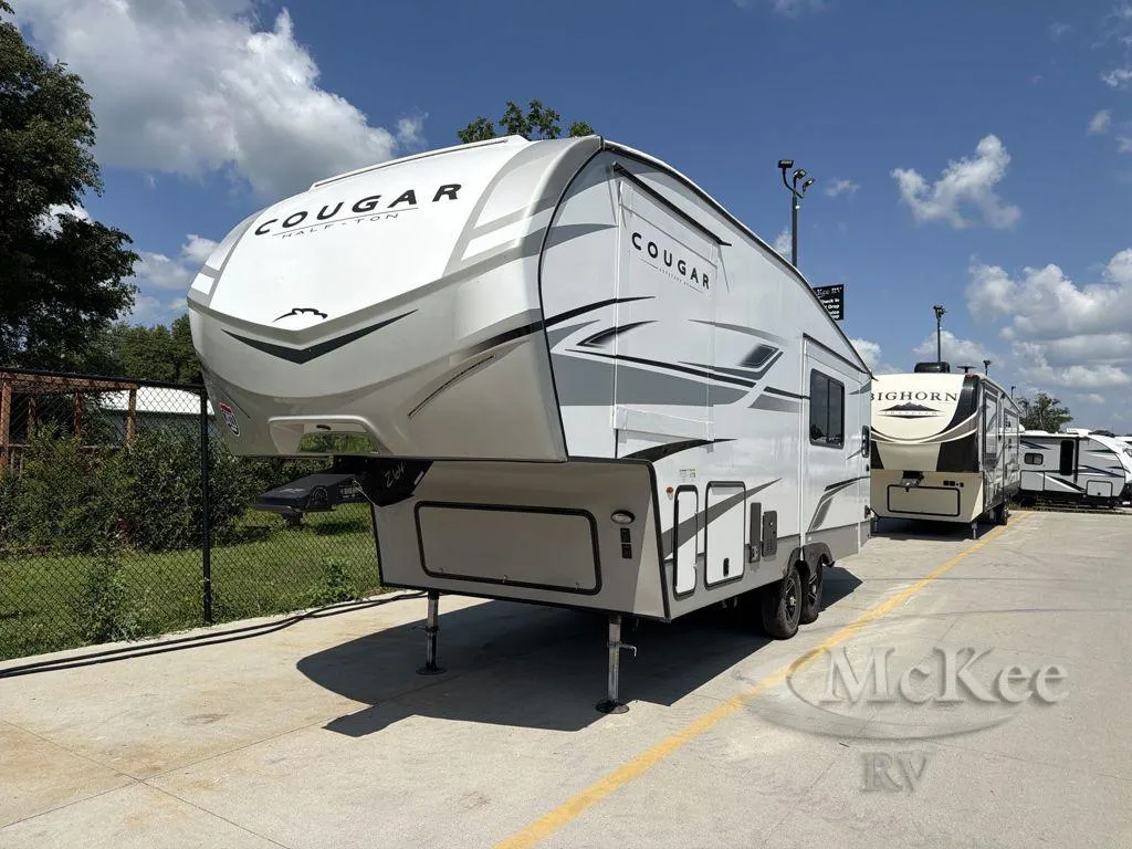 2023 Keystone RV Cougar Half-Ton 23MLE - Photo 4