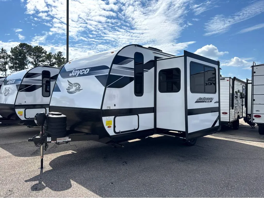 2026 Jayco Jay Feather Air 19MBS - Photo 4