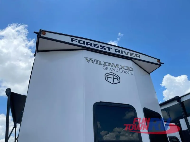2026 Forest River Wildwood Lodge 42ICE - Photo 3
