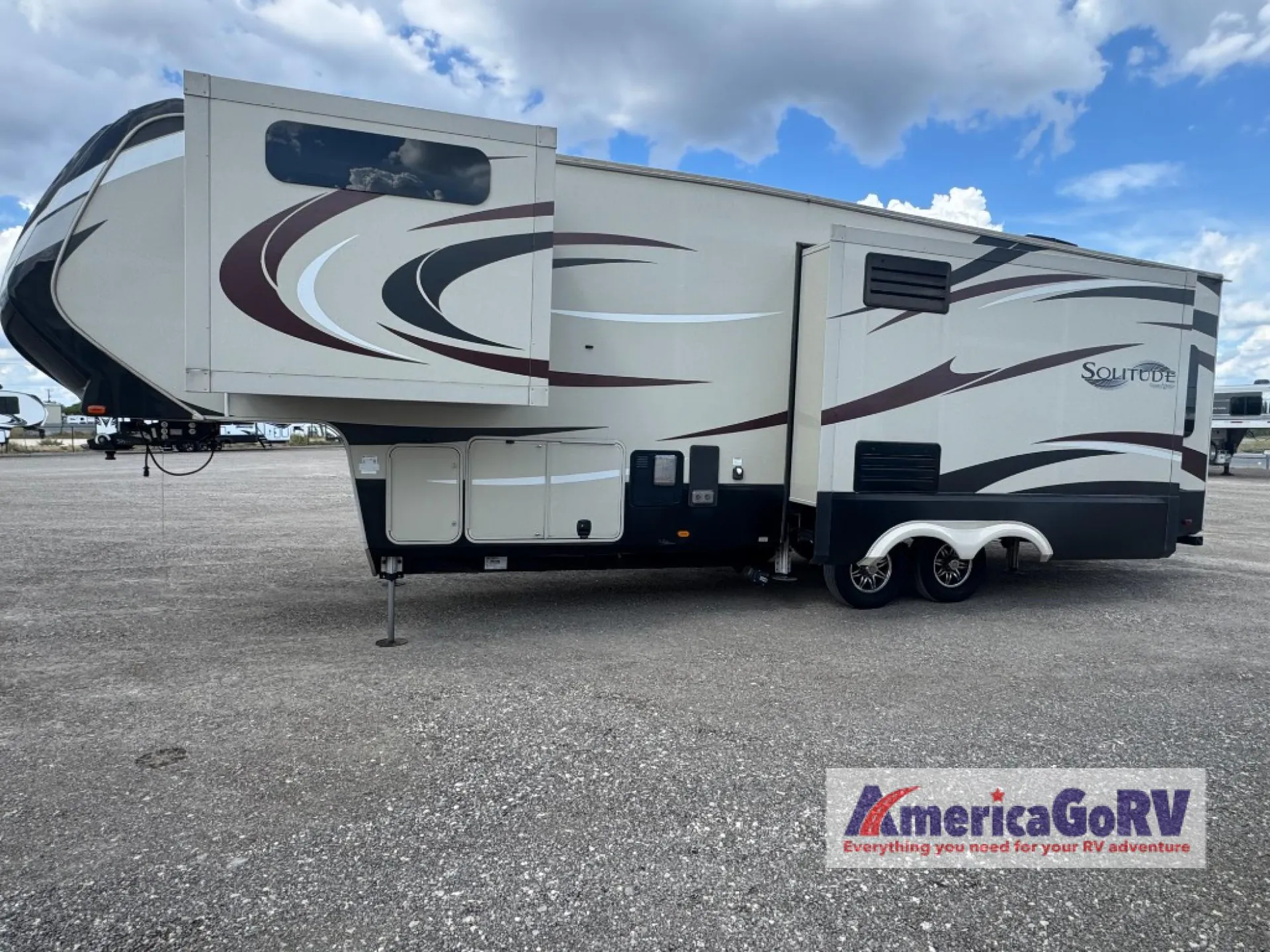 2017 Grand Design Solitude 321RL R - Photo 3
