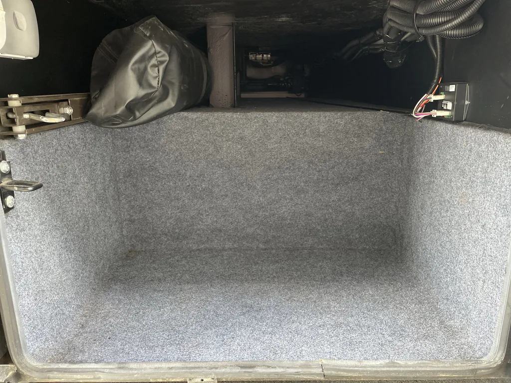 2016 Newmar Canyon Star 3921, Photos photo 26