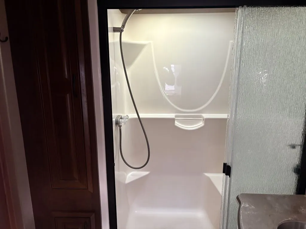 2016 Jayco Pinnacle 36RSQS - Photo 4