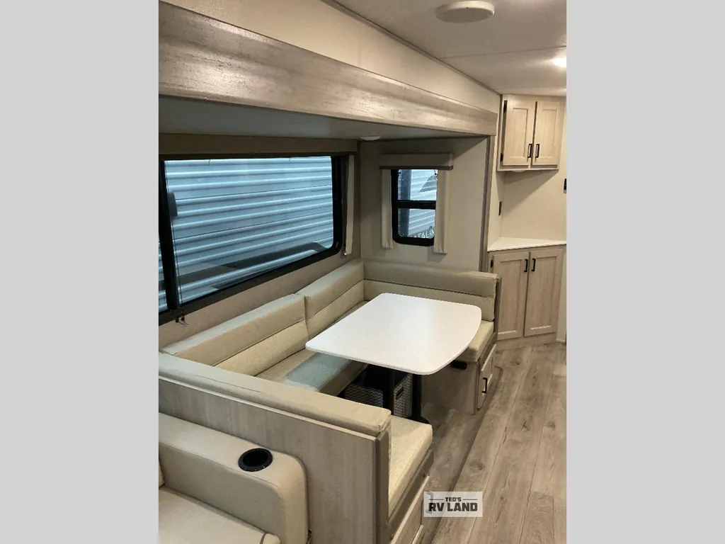 2026 Coachmen Catalina Legacy Edition 273DBHCK, Photos photo 16