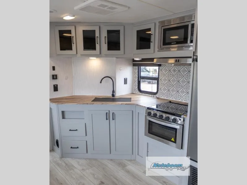 2022 Heartland North Trail 29BHP - Photo 4