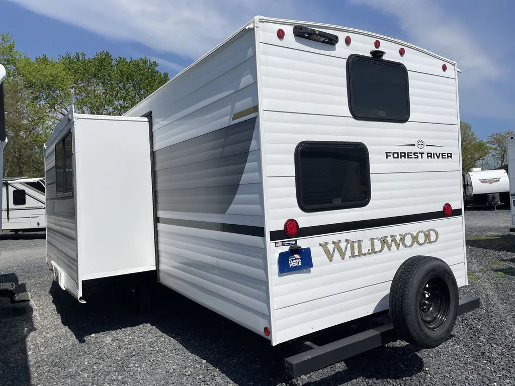2026 Forest River Wildwood 300ICE, Photos photo 7