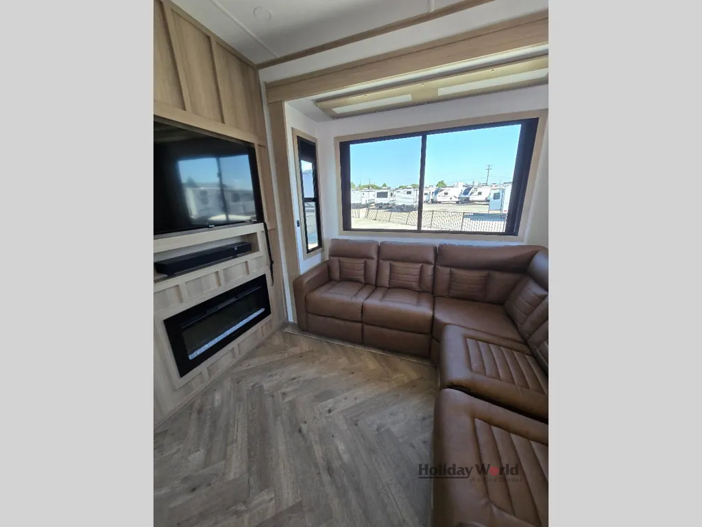 2026 Keystone Raptor 441, Photos photo 15