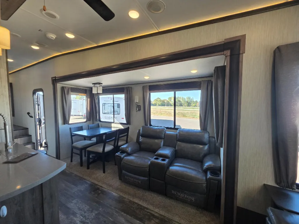 2020 Forest River Sabre 36BHQ, Photos photo 18