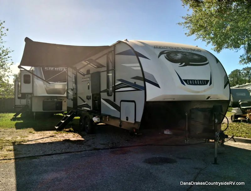 2022 Forest River Cherokee Alpha Wolf 22SW-L - Photo 3