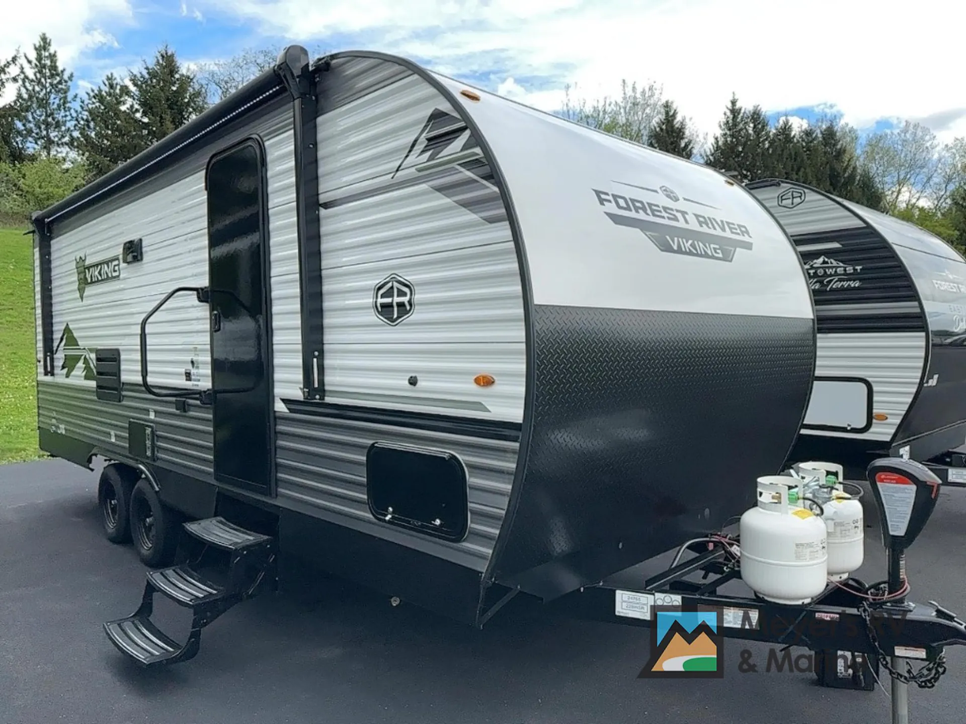 2025 Forest River Viking 6K Series 22BHSR - Photo 2