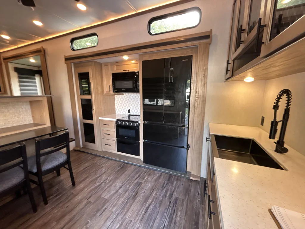 2023 Forest River Sabre 350RL, Photos photo 8