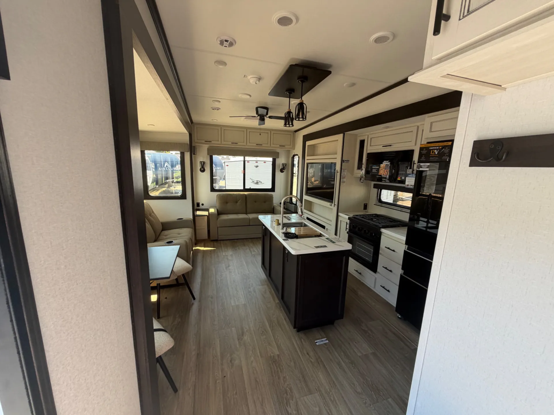 2027 Forest River Sabre 36FLX - Photo 4