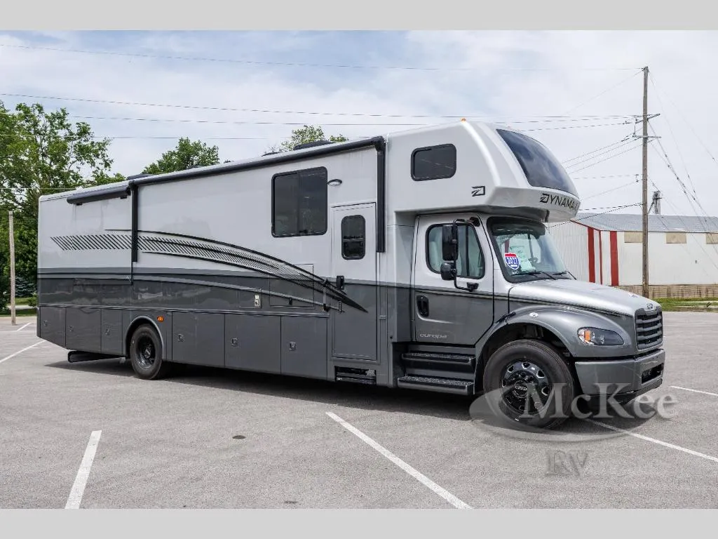 2027 Dynamax Corp Europa S 37CA - Photo 2