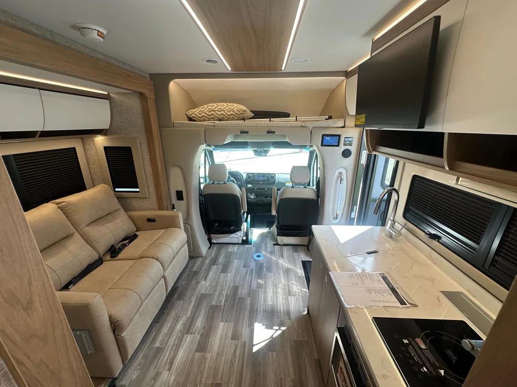 2026 Tiffin Wayfarer 25 XLW, Photos photo 36