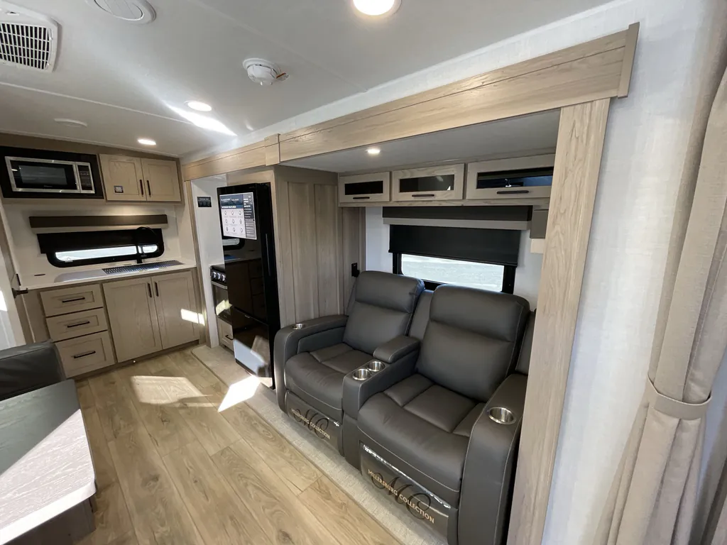 2026 Forest River Flagstaff Micro Lite 25FBD, Photos photo 3