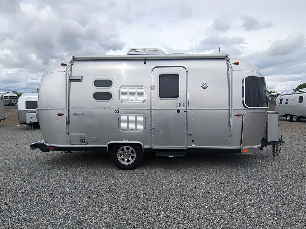 2016 Airstream Flying Cloud 20FB - Photo 3
