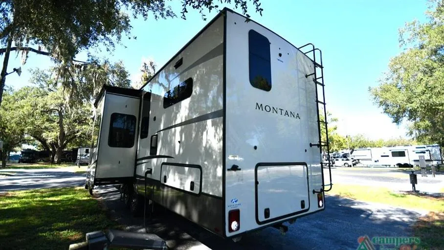 2024 Keystone Montana 3901RK, Photos photo 5