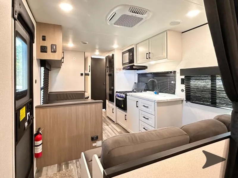 2026 Jayco Jay Flight SLX 260BH - Photo 3