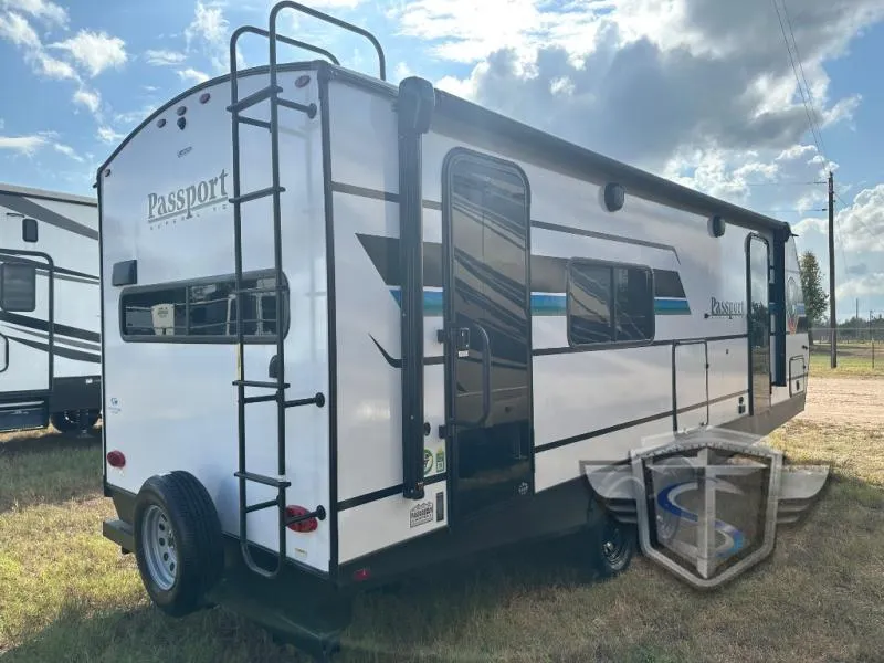 2025 Keystone RV Passport Super Lite 2450RK - Photo 4