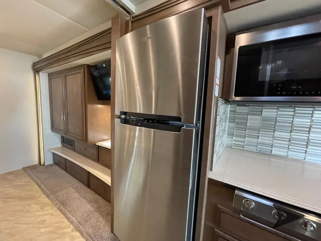 2020 Newmar Canyon Star 3929, Photos photo 25