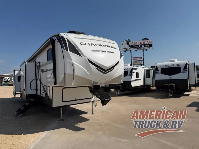 2024 Coachmen Chaparral 381DBL - Photo 2