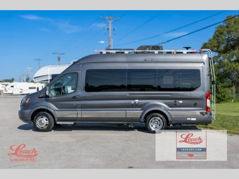 2018 Winnebago Paseo 48P - Photo 3