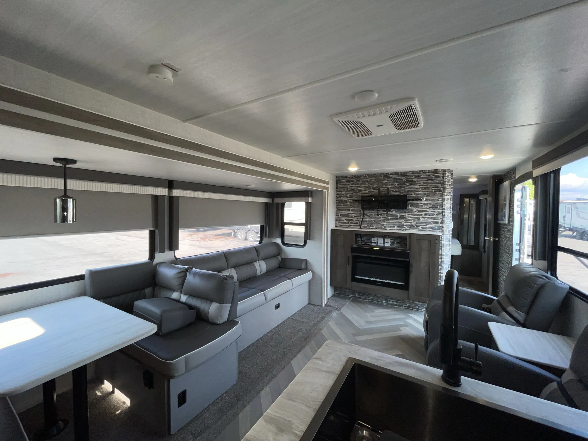 2021 Forest River Wildwood 27RK — living area main