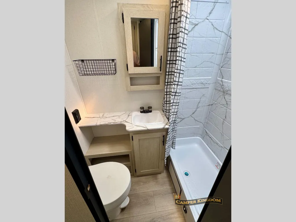 2026 Shasta RVs i-5 Edition 532BEDS, Photos photo 25