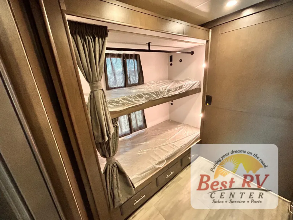2027 Forest River Georgetown 3 Series GT3 33B3, Photos photo 47