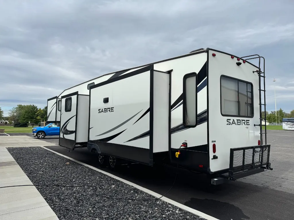 2019 Forest River Sabre 36BHQ, Photos photo 11