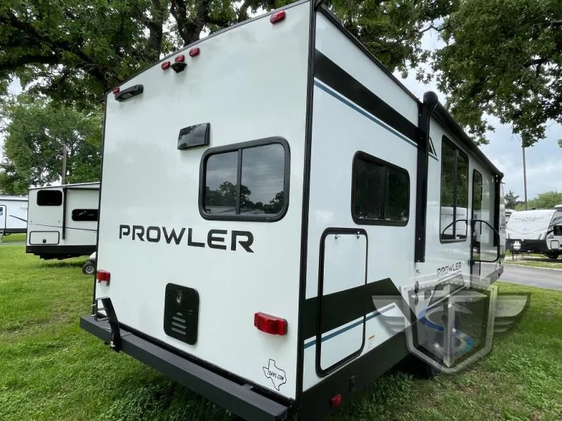 2025 Heartland Prowler 2909RK - Photo 4